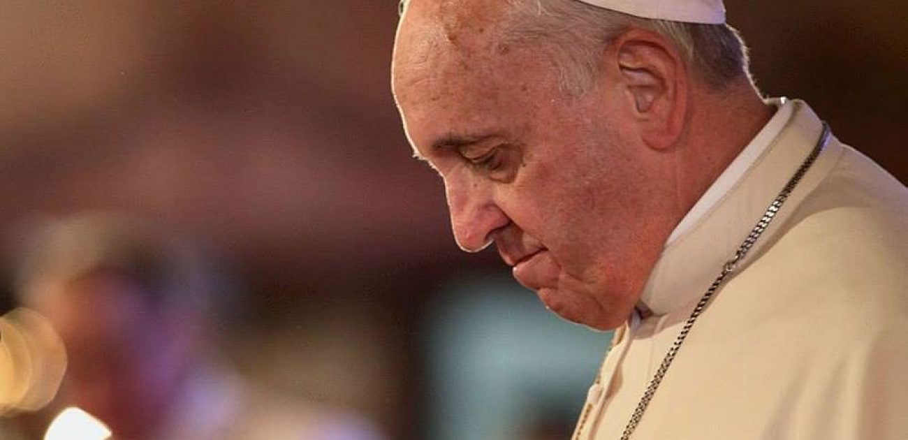 Waarom krijgt Paus Franciscus zo’n heftige binnenkerkelijke kritiek ?